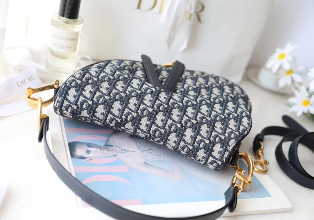 Saddle Bag with Strap Blue Dior Oblique Jacquard · M0455CTZQ_M928