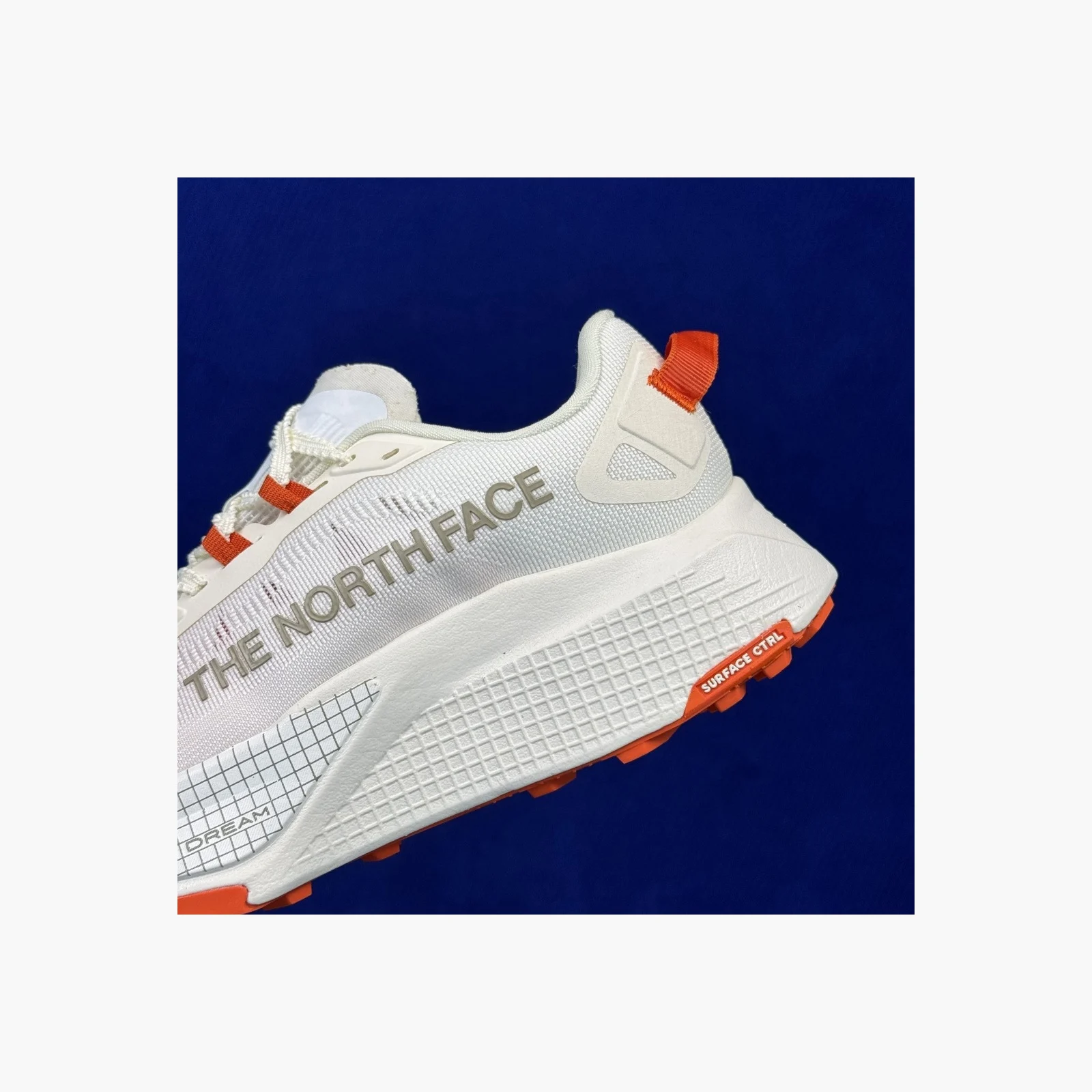 The North Face Men’s Altamesa 500 V2 TNF White/Lava Red · NF0A8DAJ-L5I