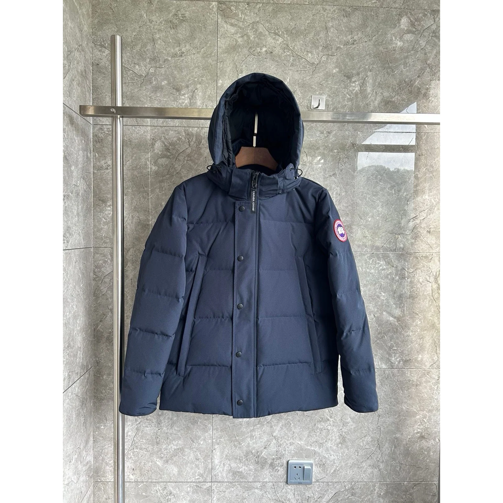 Canada Goose Wyndham Parka Atlantic Navy / Classic Disc · 2048M-9063