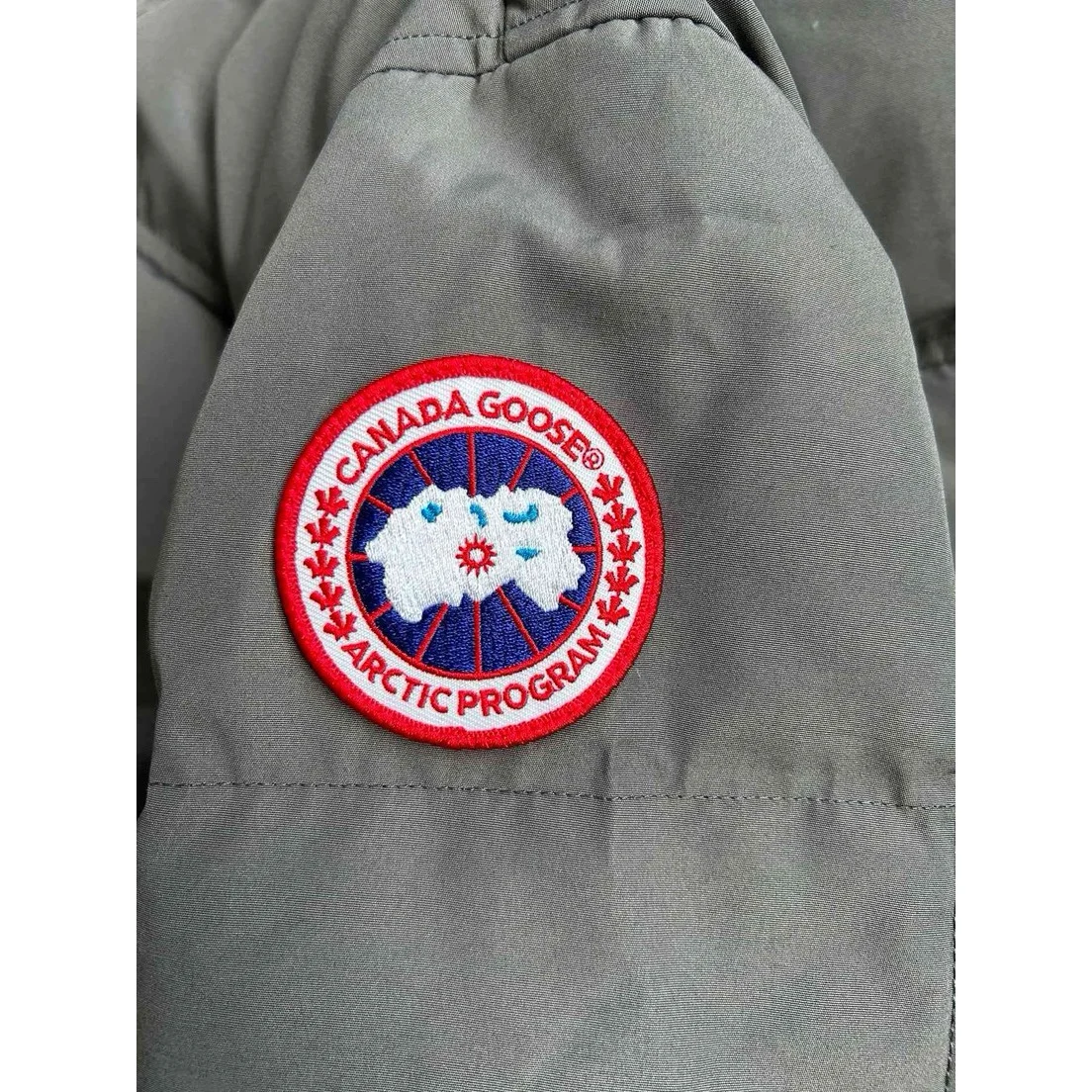 Canada Goose MacMillan Parka Granite Grey / Classic Disc · 2080M-9431