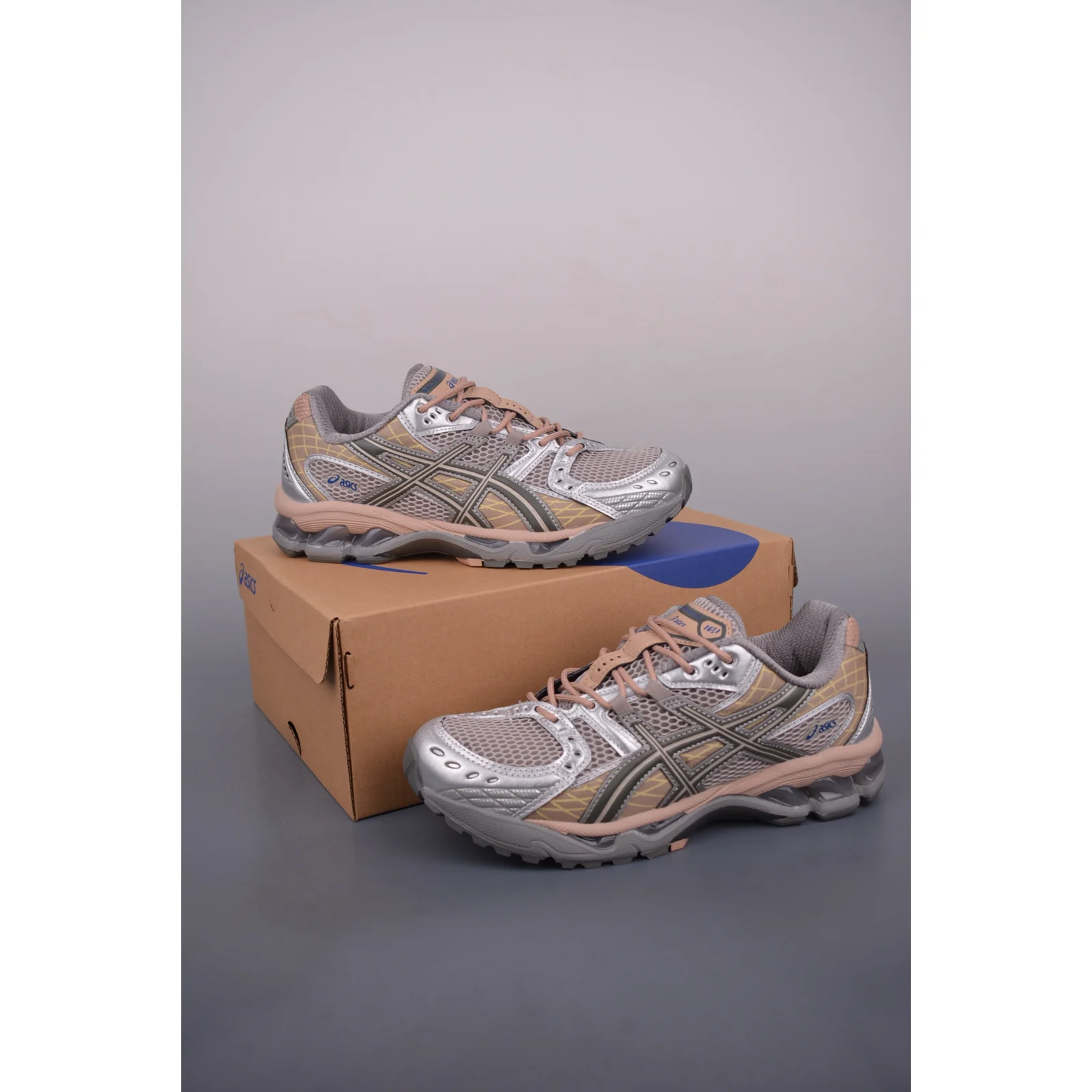 ASICS GEL-NIMBUS 10.1 Moonrock / Truffle Grey · 1203A543-250