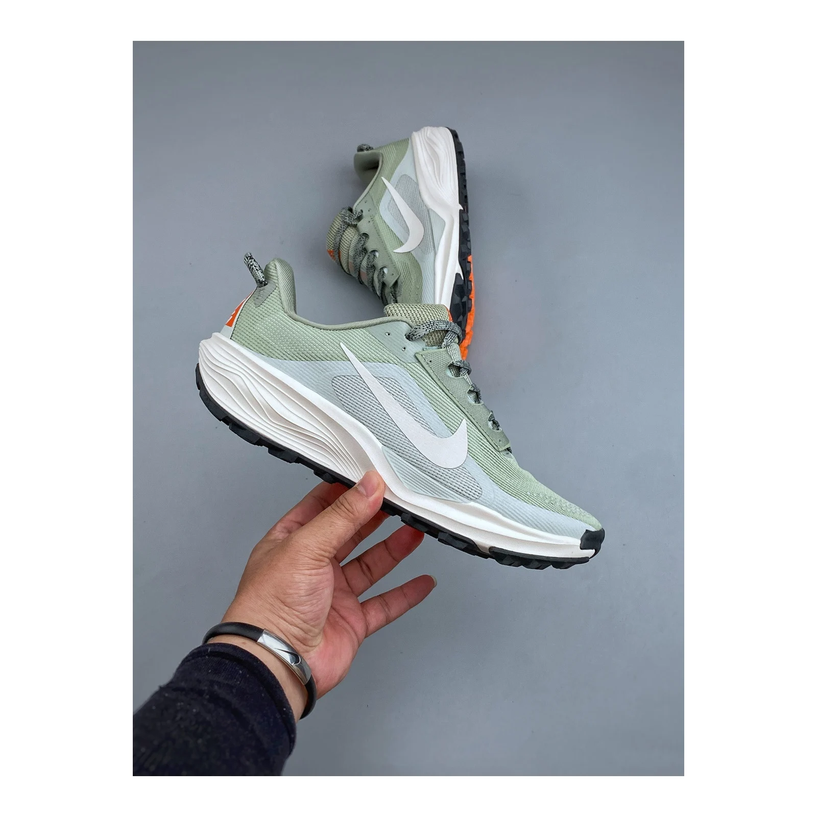 Nike ACG Pegasus Trail Jade Horizon / Light Silver / Safety Orange / Phantom · HV8116-310