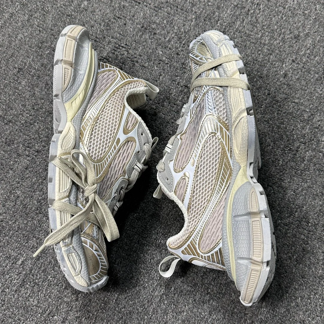Balenciaga 3XL Light Beige · 734734W3XL49191