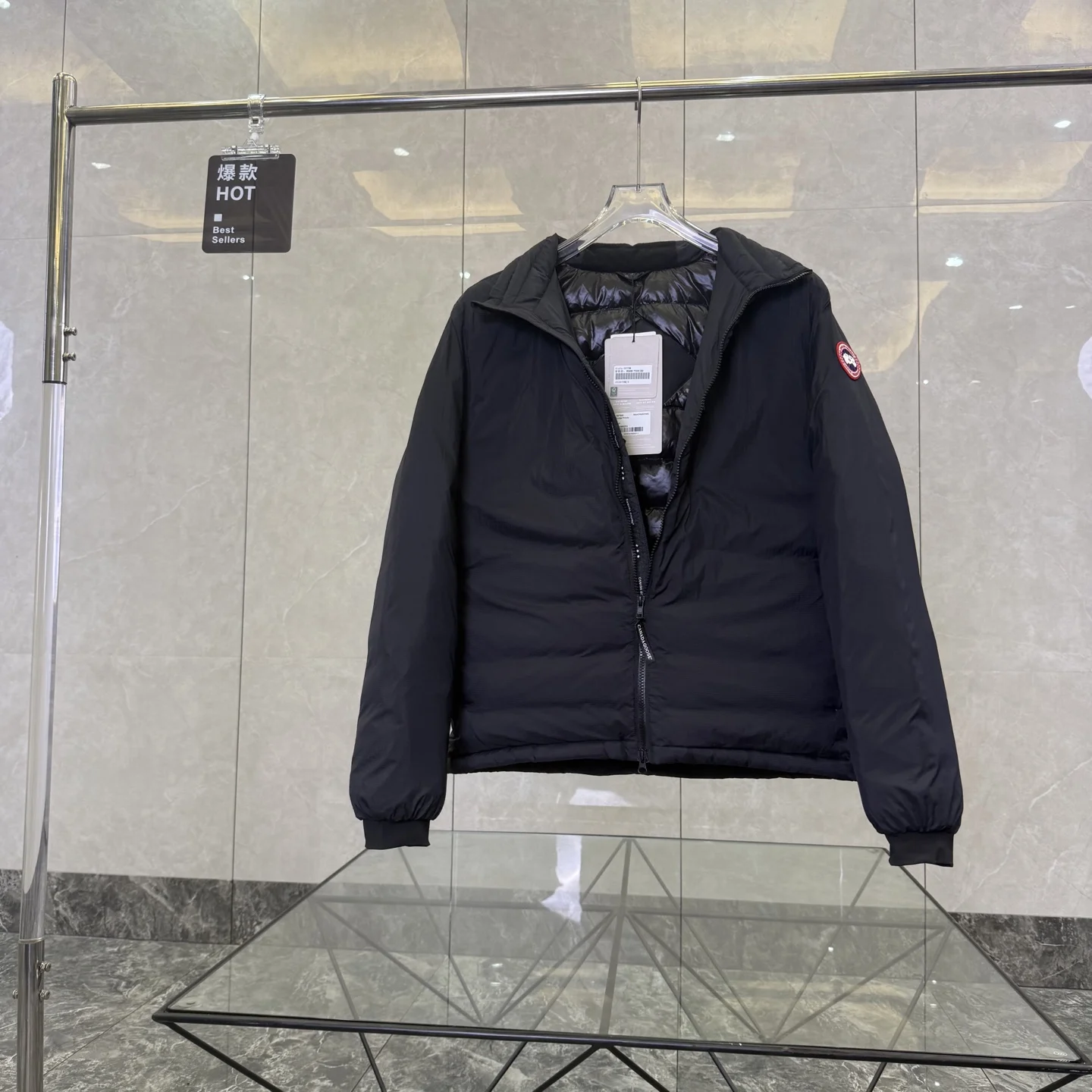 Canada Goose Men's Lodge Jacket Black / Classic Disc · 5079M-9061