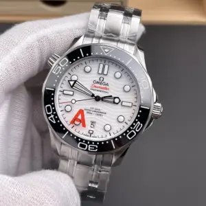 Omega Seamaster Diver 300M 42 mm White Dial Steel Bracelet White dial / steel bracelet · 210.30.42.20.04.001
