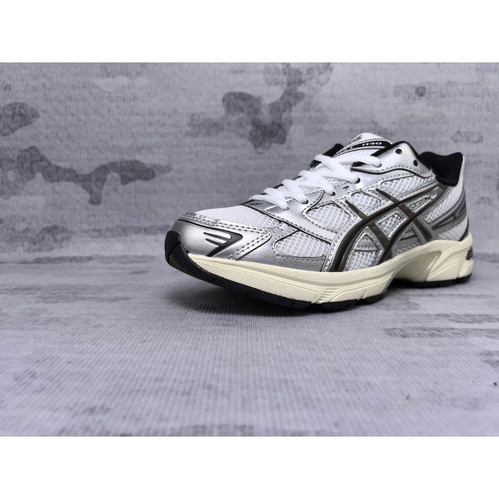 ASICS GEL-1130 White / Clay Canyon · 1201A256-113