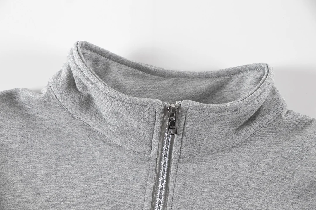 Alo Accolade 1/4 Zip Pullover Athletic Heather Grey · U3040RG