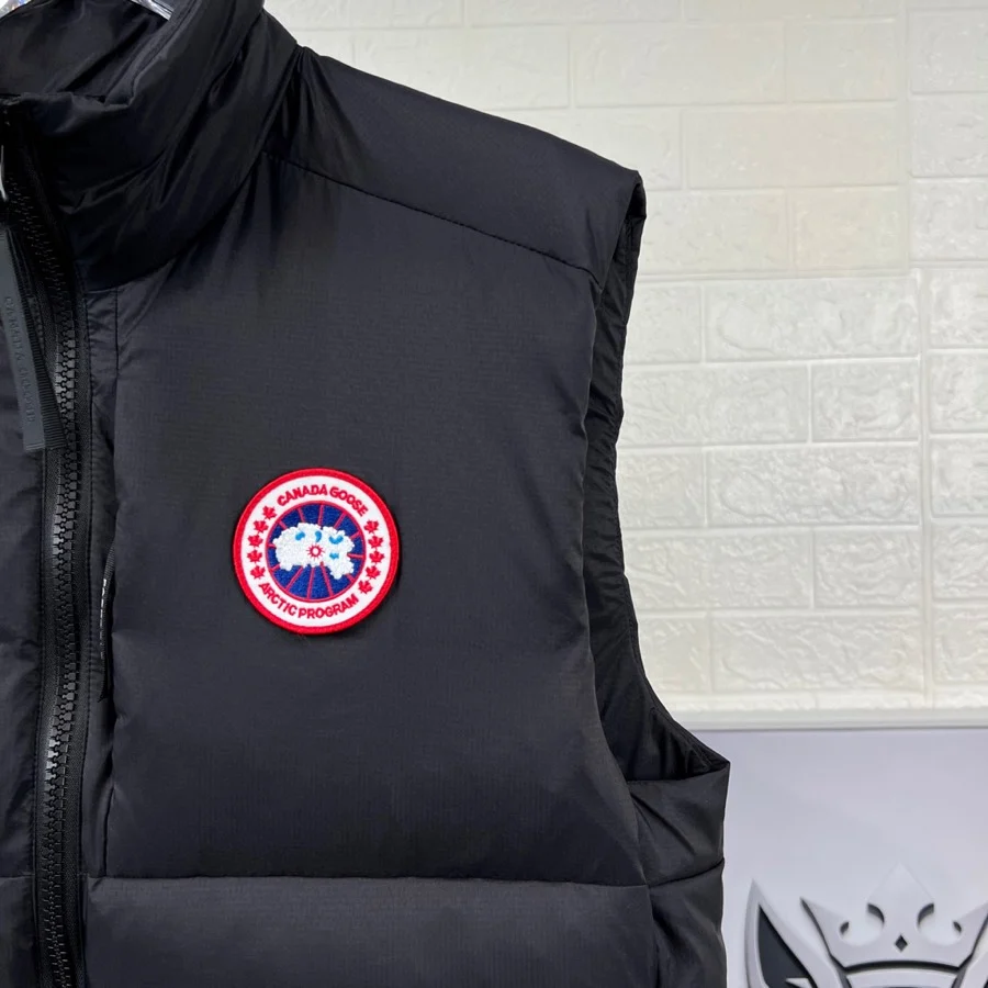 Canada Goose Men's Lodge Vest Black / Classic Disc · 4160M-9061