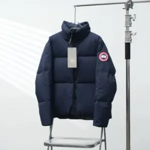 Canada Goose Men's Lawrence Puffer Jacket Atlantic Navy / Classic Disc · 2802M-63