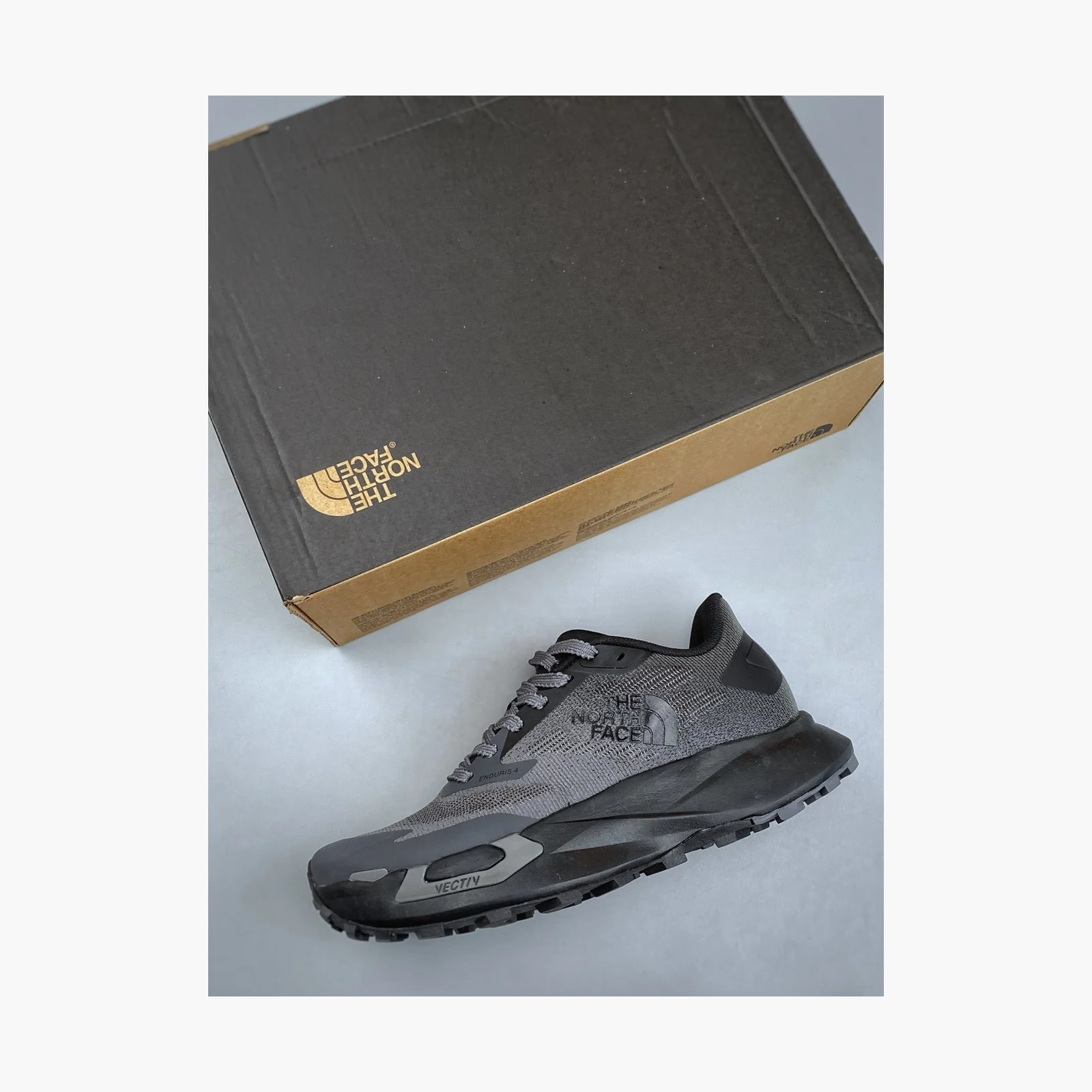 The North Face Men’s VECTIV Enduris 4 TNF Black/Anthracite Grey · NF0A8AEP-W90