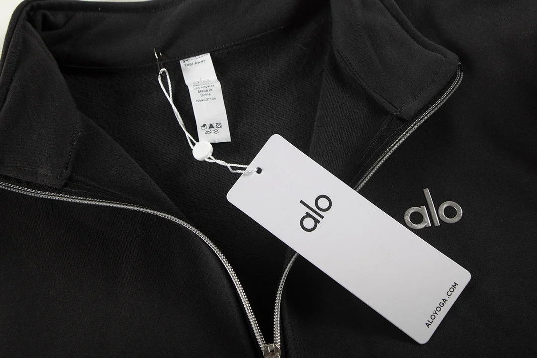 Alo Accolade 1/4 Zip Pullover Black · U3040RG