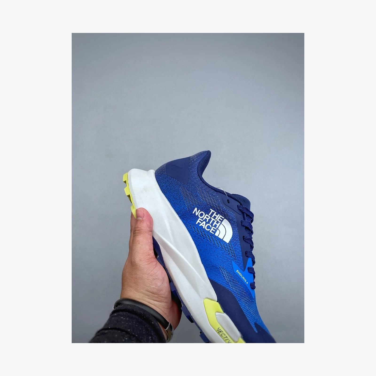 The North Face Men’s VECTIV Enduris 4 Dimmed Algae/Eagle Blue · NF0A8AEP-CIY