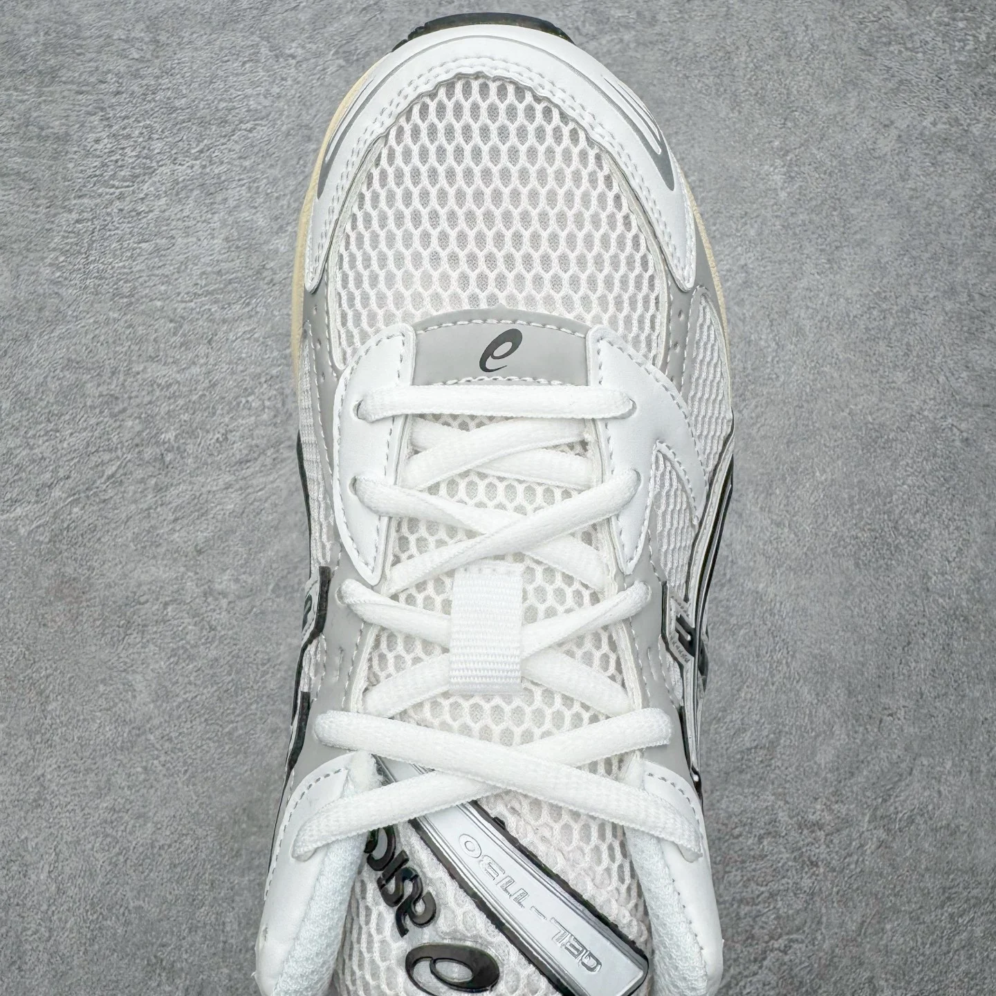 ASICS GEL-1130 White / Cloud Grey · 1201A256-118