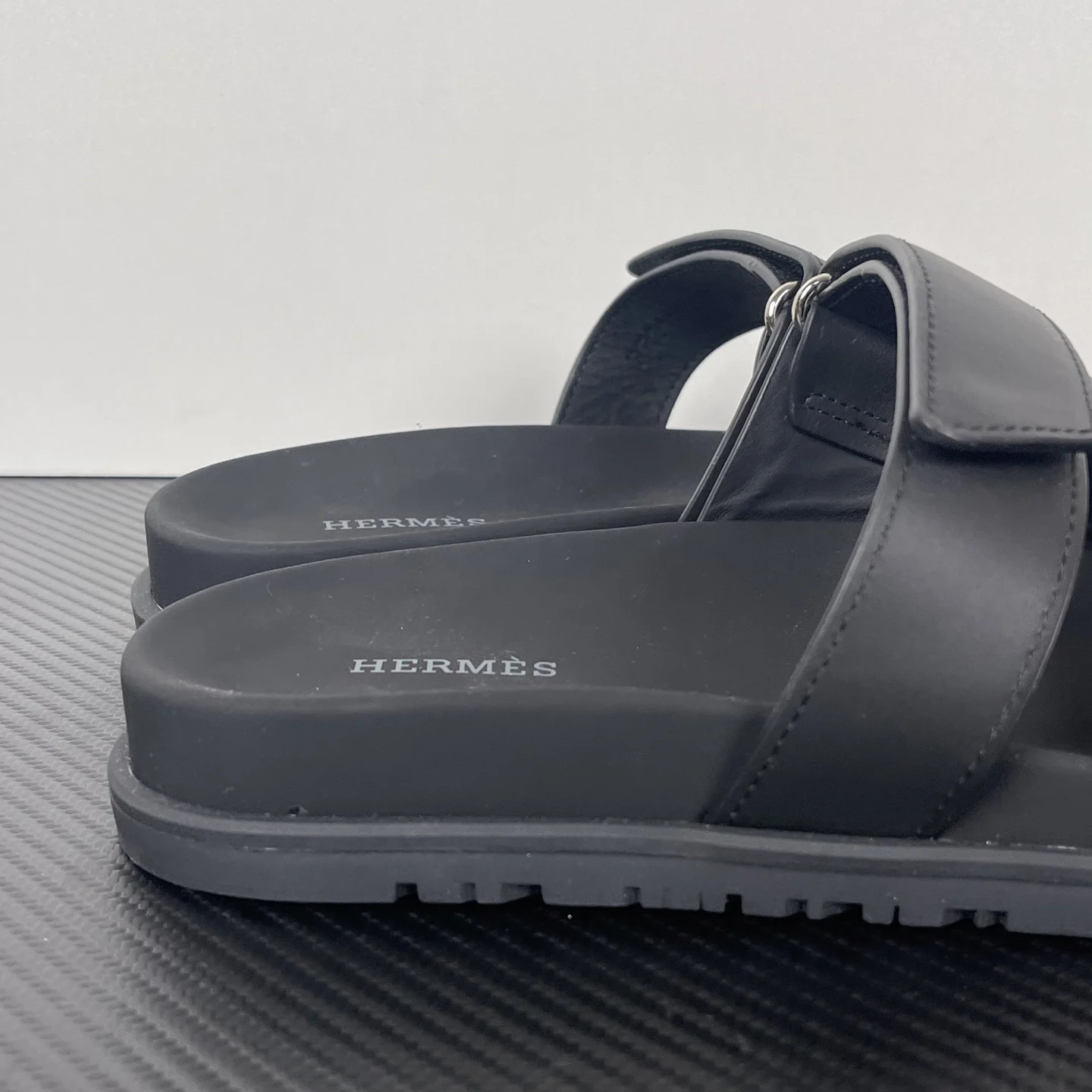 Hermès Chypre Sandal Noir