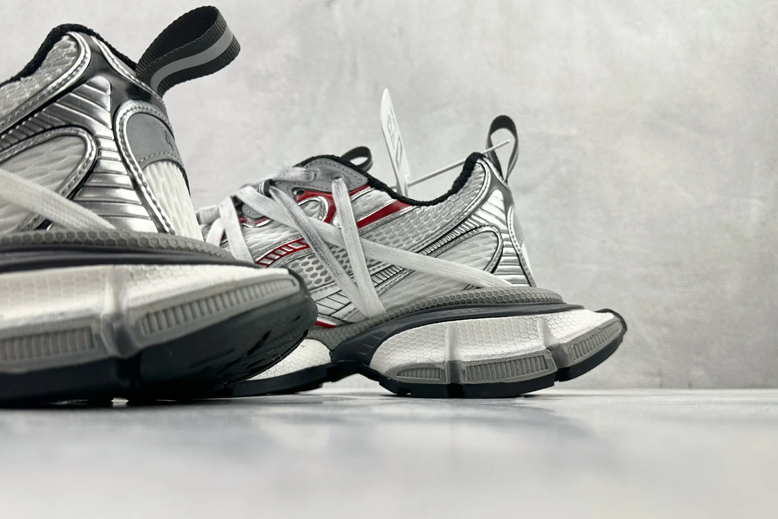 Balenciaga 3XL Extreme Laces B Grey / Silver / Red / Black · 825601W3XCH1161