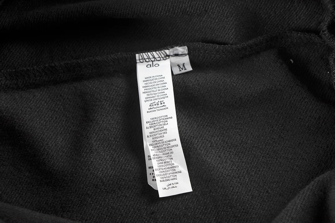 Alo Accolade 1/4 Zip Pullover Black · U3040RG