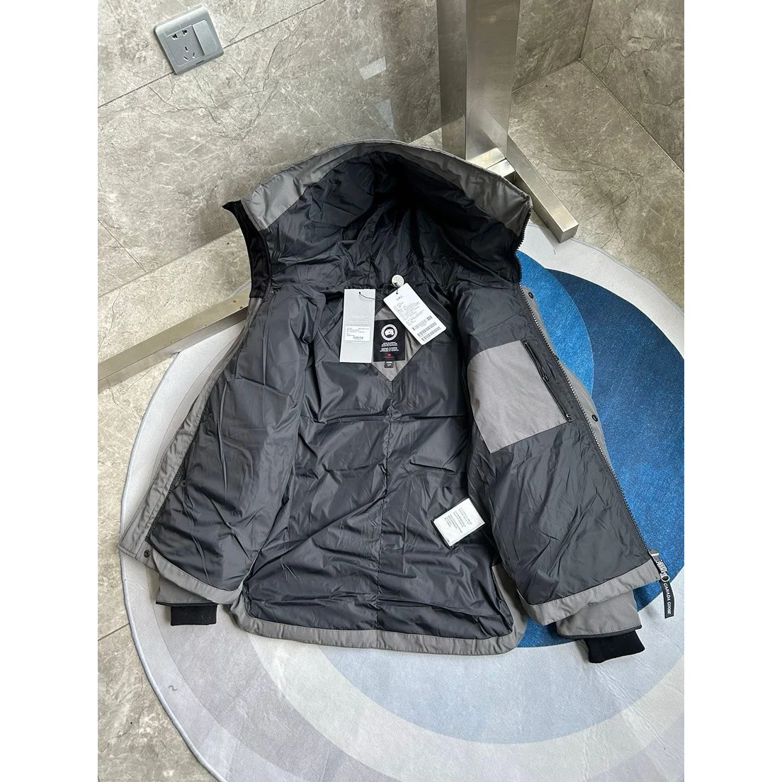 Canada Goose MacMillan Parka Granite Grey / Classic Disc · 2080M-9431