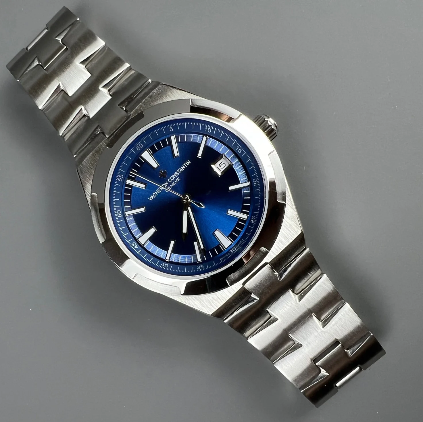 Vacheron Constantin Overseas 4520V style watch Blue dial · 4520V/210A-B128