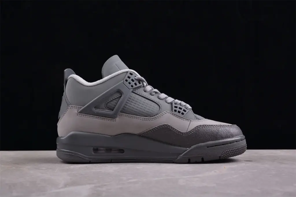 Air Jordan 4 Wet Cement